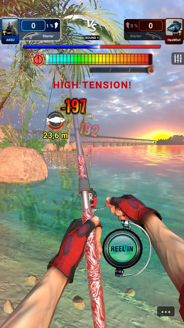 Aviso High Tension no Fishing Strike com a barra de cores no vermelho, peixe a 23,6 m e o botão Reel In